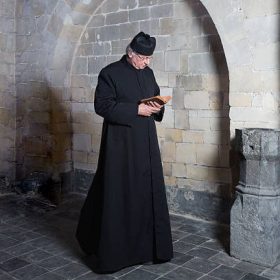 Priest Outfit
