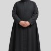 Plus size clergy robw