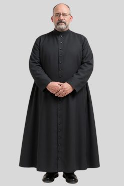 Plus size clergy robw