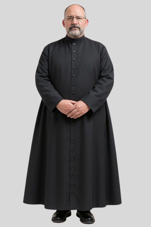 Plus size clergy robw