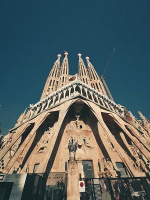 Sagrada Familia, famous cathedrals 